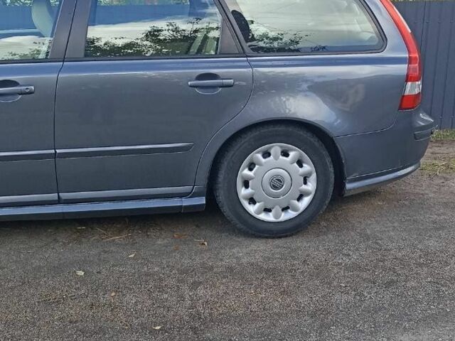 Сірий Вольво V50, об'ємом двигуна 1.8 л та пробігом 267 тис. км за 6500 $, фото 9 на Automoto.ua