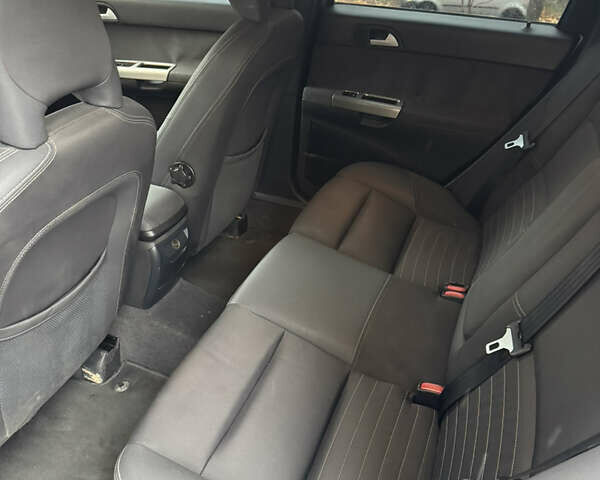 Вольво В50 2006 в Тернополе на Automoto.ua Серый Вольво В50, объемом двигателя 2 л и пробегом 404 тыс. км за 4400 $, фото 7 на Automoto.ua