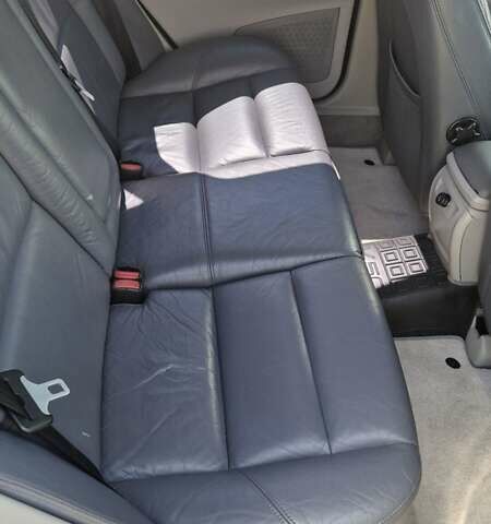 Сірий Вольво V50, об'ємом двигуна 2.44 л та пробігом 317 тис. км за 6600 $, фото 18 на Automoto.ua