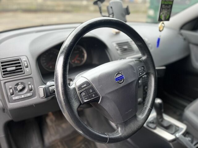 Вольво В50 2006 в Виннице на Automoto.ua Серый Вольво В50, объемом двигателя 2 л и пробегом 150 тыс. км за 3350 $, фото 13 на Automoto.ua