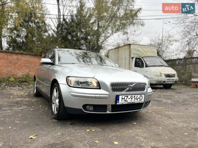 Вольво В50 2006 в Виннице на Automoto.ua Серый Вольво В50, объемом двигателя 2 л и пробегом 160 тыс. км за 3299 $, фото 8 на Automoto.ua