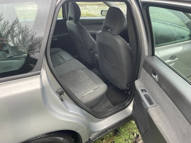 Серый Вольво В50, объемом двигателя 2 л и пробегом 300 тыс. км за 3200 $, фото 9 на Automoto.ua