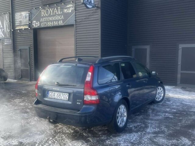 Серый Вольво В50, объемом двигателя 2 л и пробегом 360 тыс. км за 2650 $, фото 22 на Automoto.ua