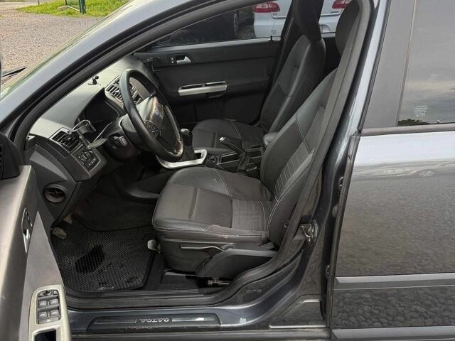 Сірий Вольво V50, об'ємом двигуна 1.6 л та пробігом 320 тис. км за 5500 $, фото 5 на Automoto.ua