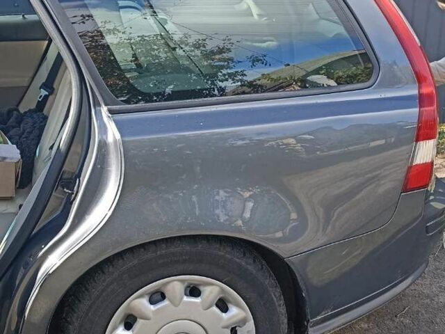 Сірий Вольво V50, об'ємом двигуна 1.8 л та пробігом 267 тис. км за 6500 $, фото 15 на Automoto.ua