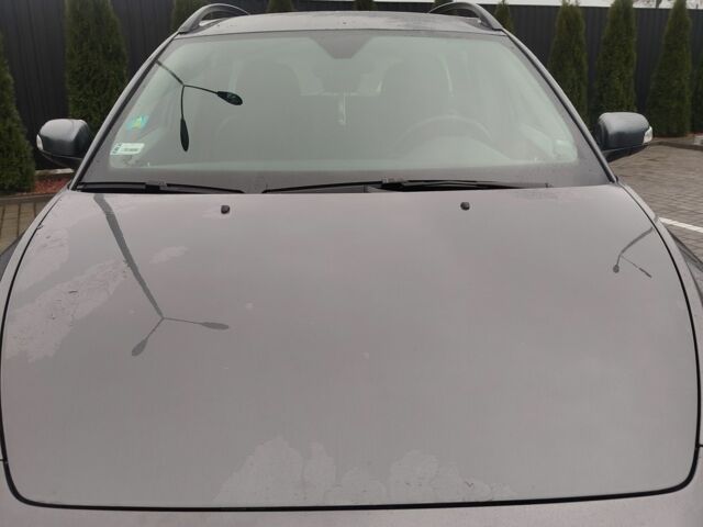 Серый Вольво В50, объемом двигателя 2 л и пробегом 333 тыс. км за 2200 $, фото 3 на Automoto.ua