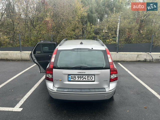 Сірий Вольво V50, об'ємом двигуна 1.56 л та пробігом 274 тис. км за 6200 $, фото 20 на Automoto.ua