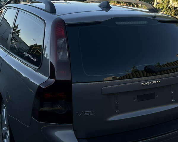 Серый Вольво В50, объемом двигателя 2 л и пробегом 261 тыс. км за 6600 $, фото 15 на Automoto.ua