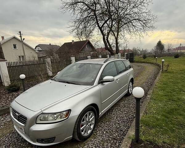 Сірий Вольво V50, об'ємом двигуна 1.56 л та пробігом 277 тис. км за 6700 $, фото 6 на Automoto.ua