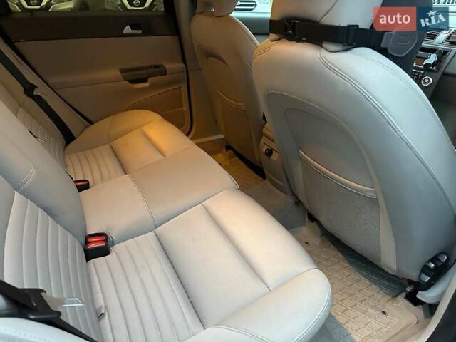 Сірий Вольво V50, об'ємом двигуна 2 л та пробігом 370 тис. км за 7140 $, фото 12 на Automoto.ua