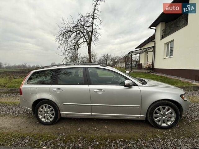 Сірий Вольво V50, об'ємом двигуна 1.56 л та пробігом 277 тис. км за 6700 $, фото 7 на Automoto.ua