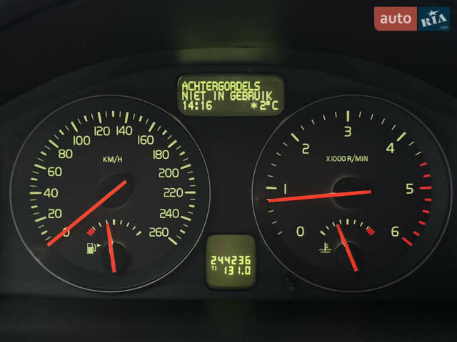 Сірий Вольво V50, об'ємом двигуна 1.56 л та пробігом 244 тис. км за 6900 $, фото 14 на Automoto.ua