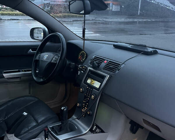 Серый Вольво В50, объемом двигателя 1.6 л и пробегом 280 тыс. км за 5800 $, фото 7 на Automoto.ua