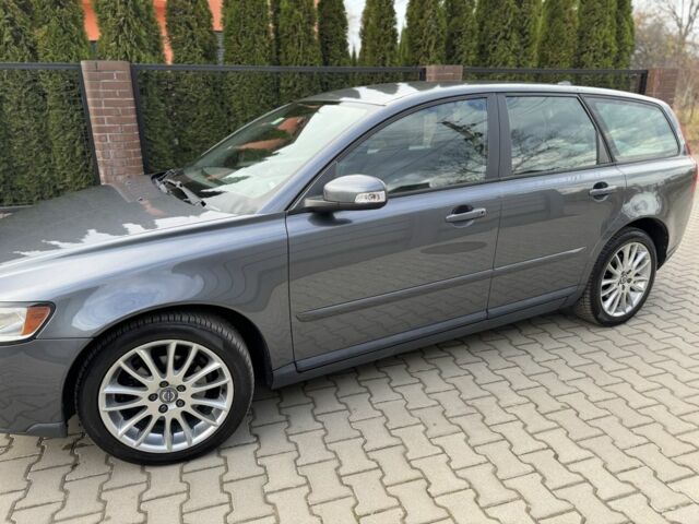 Серый Вольво В50, объемом двигателя 1.6 л и пробегом 225 тыс. км за 5950 $, фото 11 на Automoto.ua