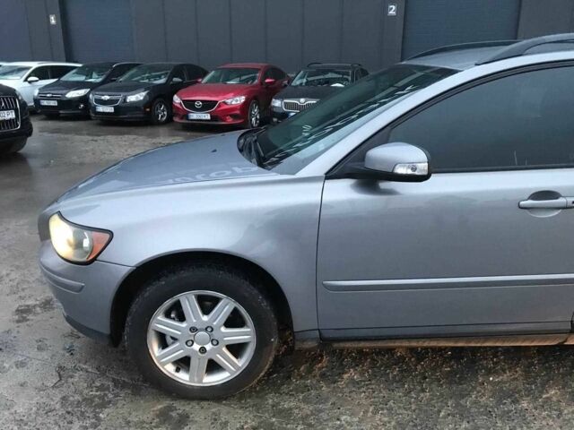 Серый Вольво В50, объемом двигателя 1.6 л и пробегом 367 тыс. км за 6490 $, фото 19 на Automoto.ua