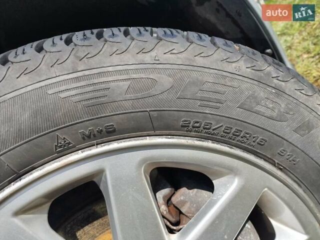 Серый Вольво В50, объемом двигателя 1.6 л и пробегом 230 тыс. км за 6300 $, фото 14 на Automoto.ua