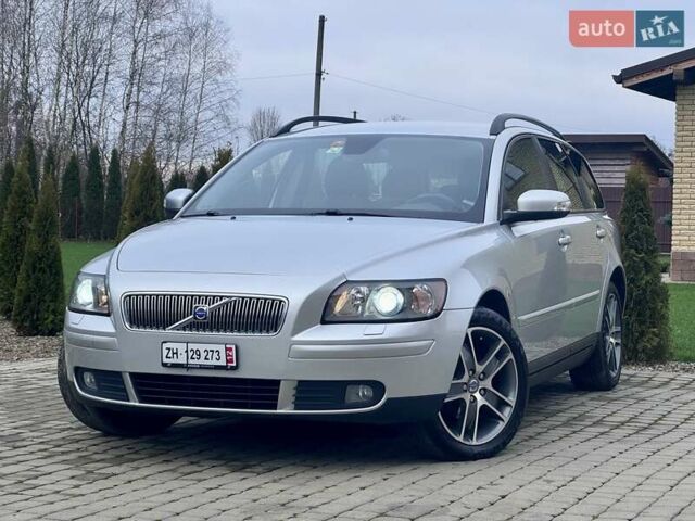 Серый Вольво В50, объемом двигателя 2 л и пробегом 213 тыс. км за 6500 $, фото 9 на Automoto.ua