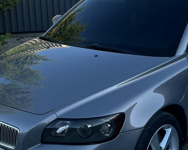 Серый Вольво В50, объемом двигателя 2 л и пробегом 261 тыс. км за 6600 $, фото 24 на Automoto.ua