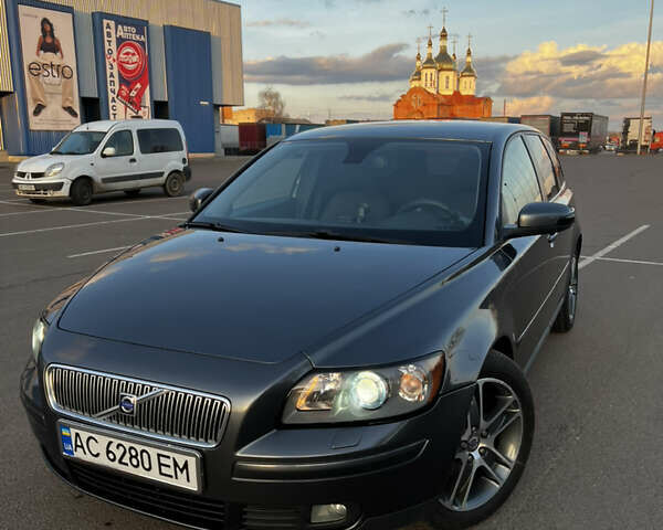 Серый Вольво В50, объемом двигателя 1.6 л и пробегом 274 тыс. км за 5999 $, фото 12 на Automoto.ua