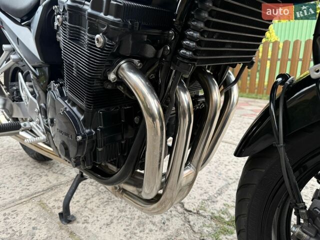 Сірий Вольво V50, об'ємом двигуна 2 л та пробігом 387 тис. км за 4715 $, фото 2 на Automoto.ua