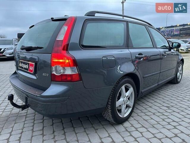 Сірий Вольво V50, об'ємом двигуна 2 л та пробігом 370 тис. км за 7140 $, фото 4 на Automoto.ua