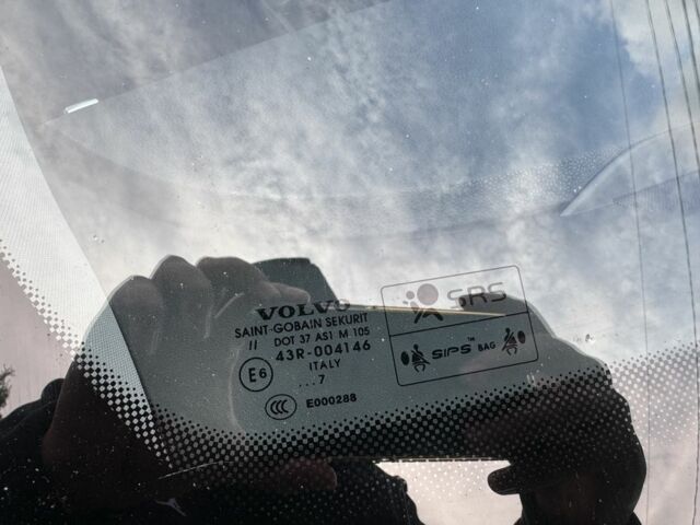 Серый Вольво В50, объемом двигателя 1.6 л и пробегом 225 тыс. км за 5950 $, фото 19 на Automoto.ua