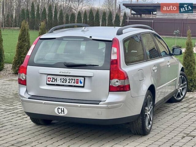 Серый Вольво В50, объемом двигателя 2 л и пробегом 213 тыс. км за 6500 $, фото 19 на Automoto.ua