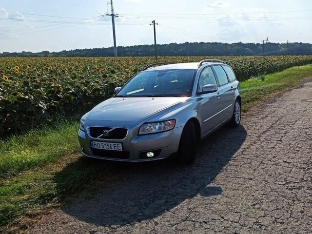 Сірий Вольво V50, об'ємом двигуна 1.8 л та пробігом 211 тис. км за 7500 $, фото 5 на Automoto.ua
