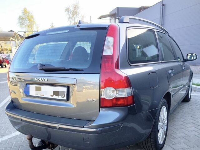 Сірий Вольво V50, об'ємом двигуна 2 л та пробігом 380 тис. км за 3500 $, фото 8 на Automoto.ua