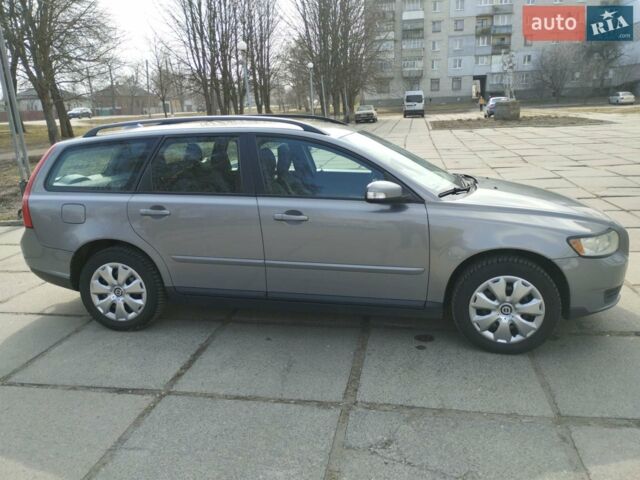 Сірий Вольво V50, об'ємом двигуна 1.6 л та пробігом 342 тис. км за 5999 $, фото 9 на Automoto.ua