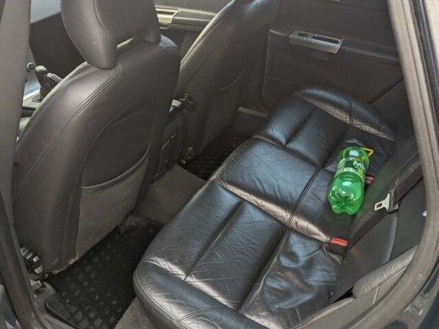 Серый Вольво В50, объемом двигателя 1.6 л и пробегом 390 тыс. км за 5700 $, фото 19 на Automoto.ua