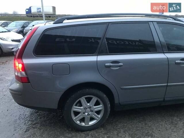 Серый Вольво В50, объемом двигателя 1.6 л и пробегом 367 тыс. км за 6490 $, фото 16 на Automoto.ua