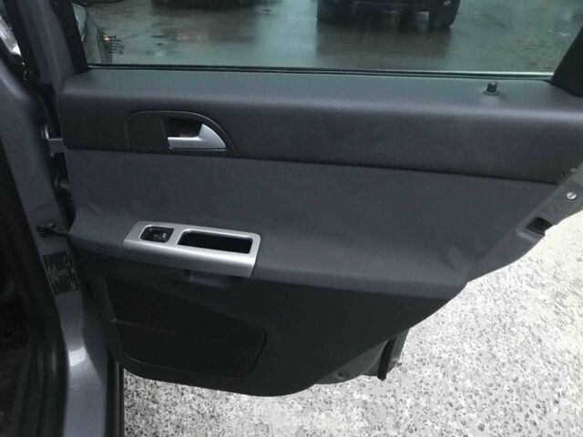 Серый Вольво В50, объемом двигателя 1.6 л и пробегом 367 тыс. км за 6490 $, фото 11 на Automoto.ua