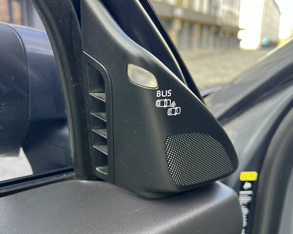 Вольво В50 2008 в Новояворовск на Automoto.ua Серый Вольво В50, объемом двигателя 2 л и пробегом 420 тыс. км за 5600 $, фото 13 на Automoto.ua