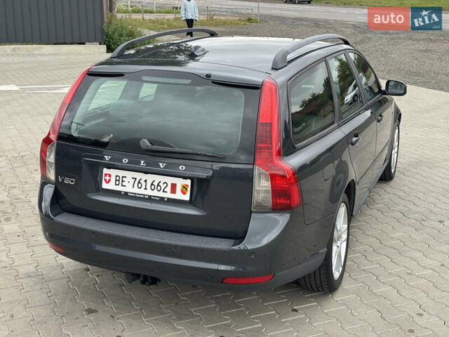 Сірий Вольво V50, об'ємом двигуна 1.6 л та пробігом 217 тис. км за 6999 $, фото 19 на Automoto.ua