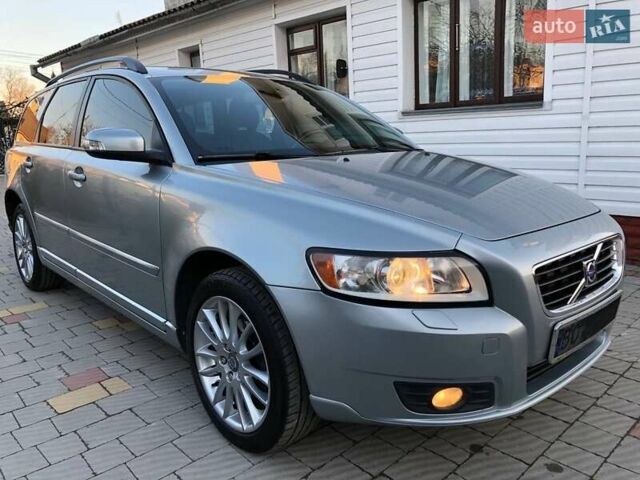 Сірий Вольво V50, об'ємом двигуна 1.56 л та пробігом 226 тис. км за 7499 $, фото 24 на Automoto.ua