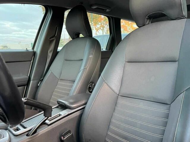 Серый Вольво В50, объемом двигателя 1.6 л и пробегом 217 тыс. км за 6800 $, фото 16 на Automoto.ua