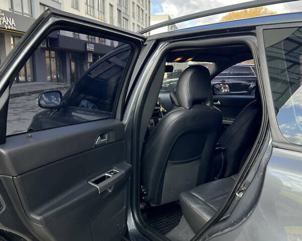 Вольво В50 2008 в Новояворовск на Automoto.ua Серый Вольво В50, объемом двигателя 2 л и пробегом 420 тыс. км за 5600 $, фото 16 на Automoto.ua