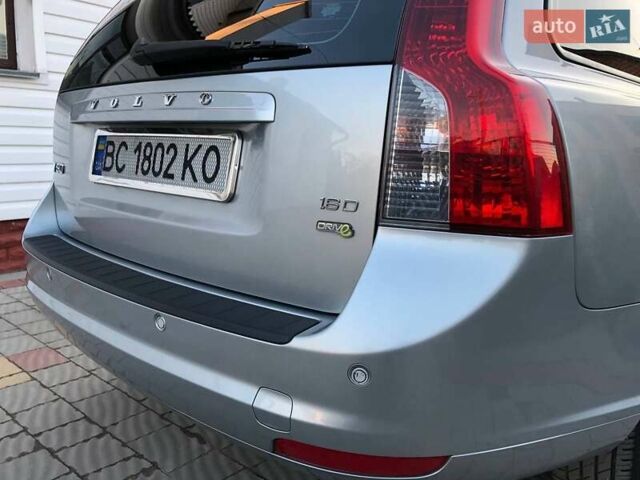 Сірий Вольво V50, об'ємом двигуна 1.56 л та пробігом 226 тис. км за 7499 $, фото 13 на Automoto.ua