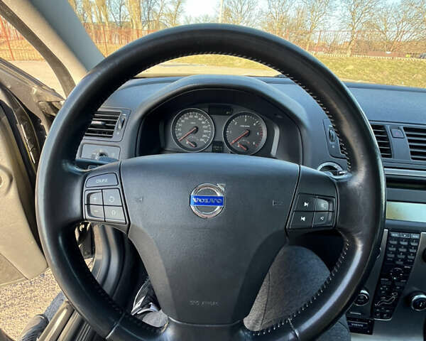 Серый Вольво В50, объемом двигателя 1.98 л и пробегом 205 тыс. км за 6500 $, фото 26 на Automoto.ua