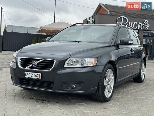 Сірий Вольво V50, об'ємом двигуна 1.6 л та пробігом 217 тис. км за 6999 $, фото 3 на Automoto.ua