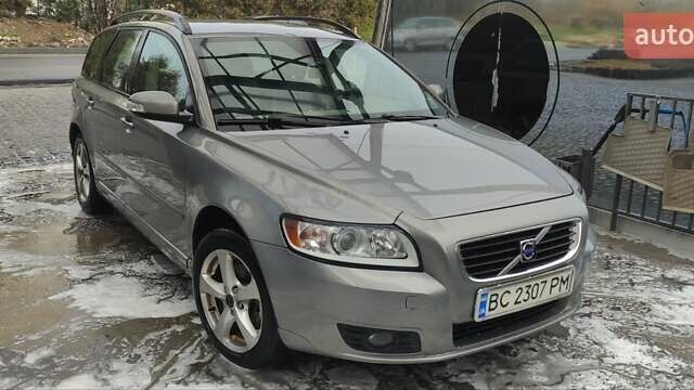 Сірий Вольво V50, об'ємом двигуна 1.56 л та пробігом 301 тис. км за 7300 $, фото 66 на Automoto.ua