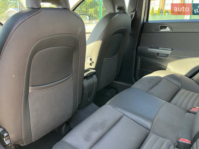 Серый Вольво В50, объемом двигателя 1.56 л и пробегом 217 тыс. км за 7000 $, фото 17 на Automoto.ua