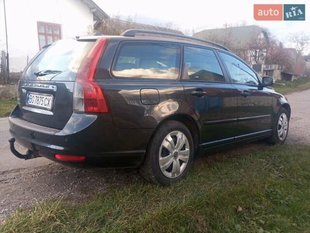 Вольво V50 2008 у Тернополі на Automoto.ua Сірий Вольво V50, об'ємом двигуна 1.56 л та пробігом 298 тис. км за 5900 $, фото 3 на Automoto.ua