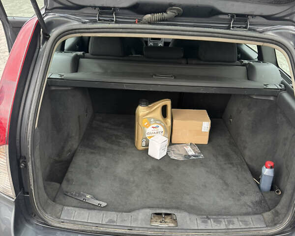 Серый Вольво В50, объемом двигателя 1.6 л и пробегом 323 тыс. км за 4999 $, фото 21 на Automoto.ua