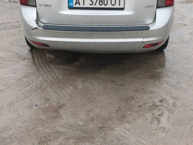 Сірий Вольво V50, об'ємом двигуна 2 л та пробігом 242 тис. км за 6500 $, фото 4 на Automoto.ua