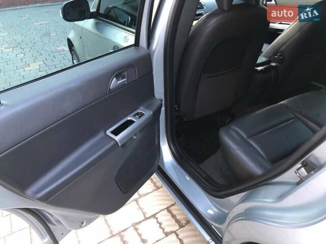 Сірий Вольво V50, об'ємом двигуна 1.56 л та пробігом 226 тис. км за 7499 $, фото 3 на Automoto.ua