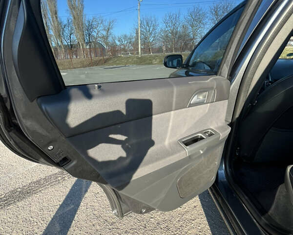 Серый Вольво В50, объемом двигателя 1.98 л и пробегом 205 тыс. км за 6500 $, фото 22 на Automoto.ua