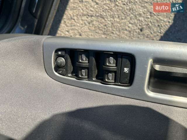 Серый Вольво В50, объемом двигателя 1.98 л и пробегом 205 тыс. км за 6500 $, фото 31 на Automoto.ua