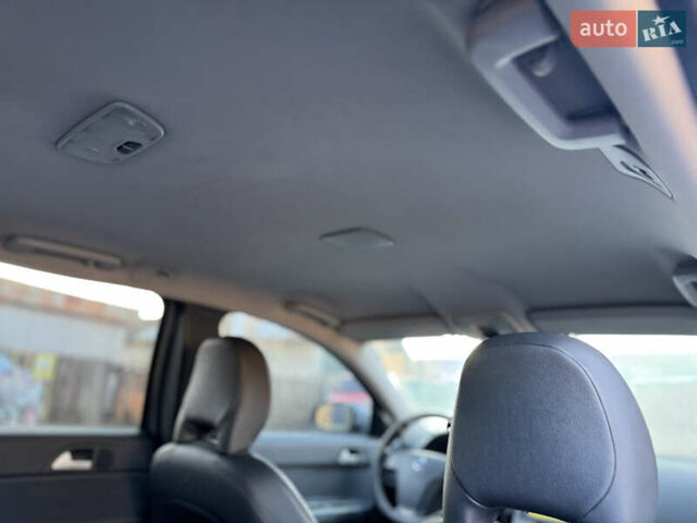 Серый Вольво В50, объемом двигателя 2 л и пробегом 340 тыс. км за 7300 $, фото 21 на Automoto.ua